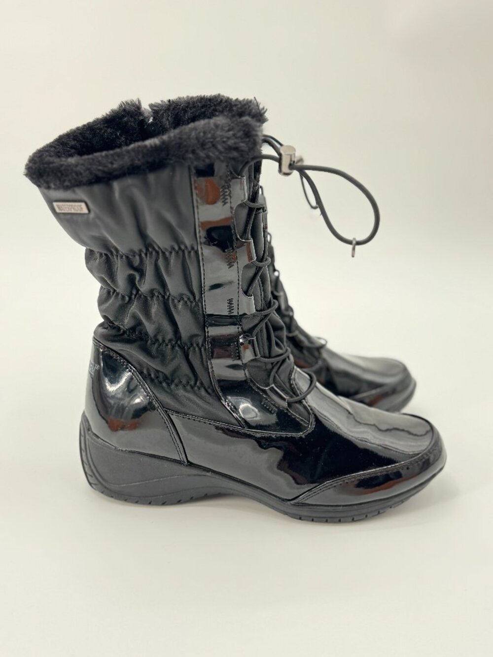 Khombu Waterproof Winter Snow Boots Womens 8 M Black Patent Faux Fur Zip Quilted